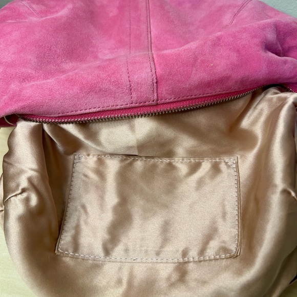 Coach 2004 SoHo Bubblegum Pink Suede Hobo 3671 - Picture 11 of 11